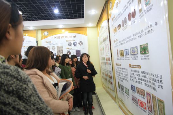 增强认知能力 提升金融素质——金融大讲堂开展东北亚金融历史讲解活动